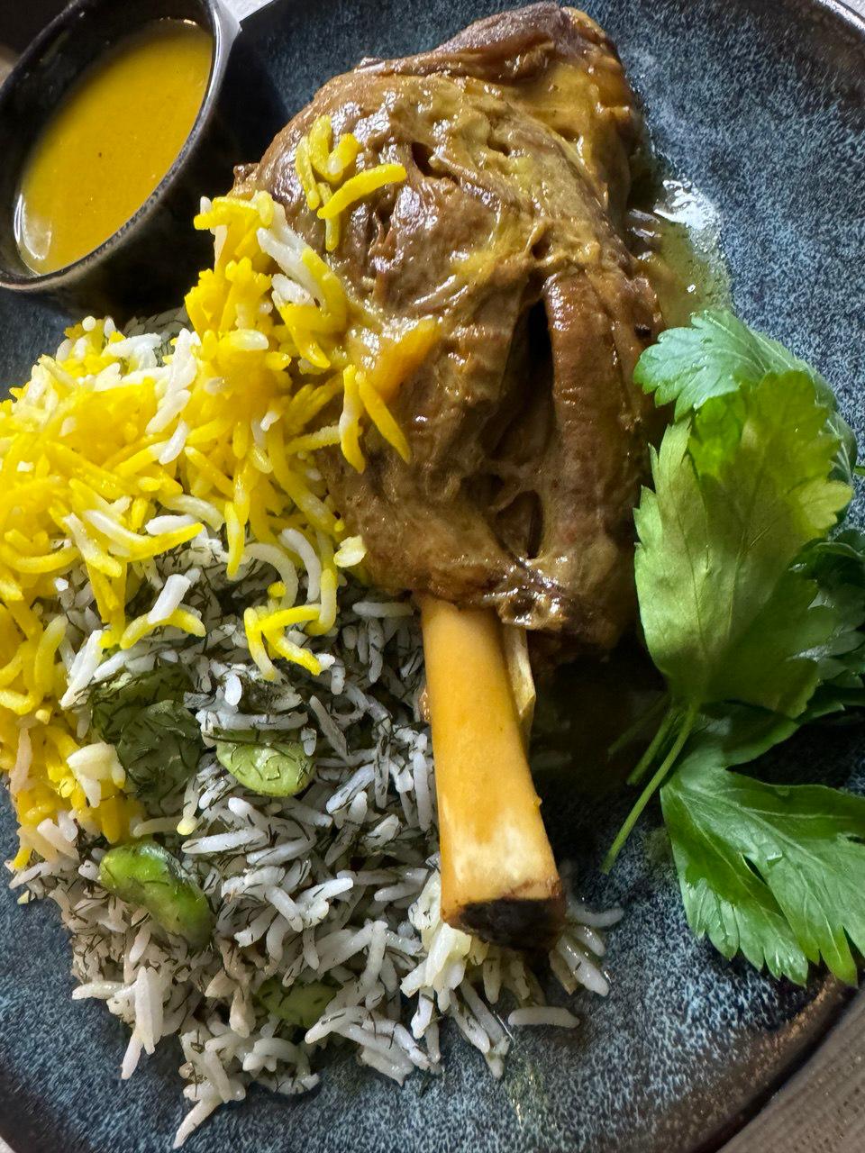 Baghali polo &ndash; riz aux f&egrave;ves et aneth