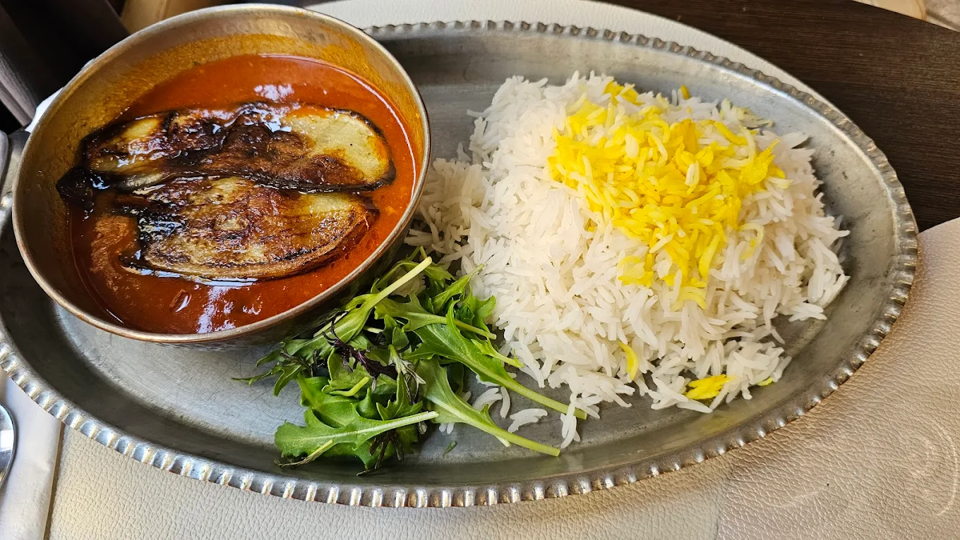 Khoresht bademjoon &ndash; ragout d'aubergine